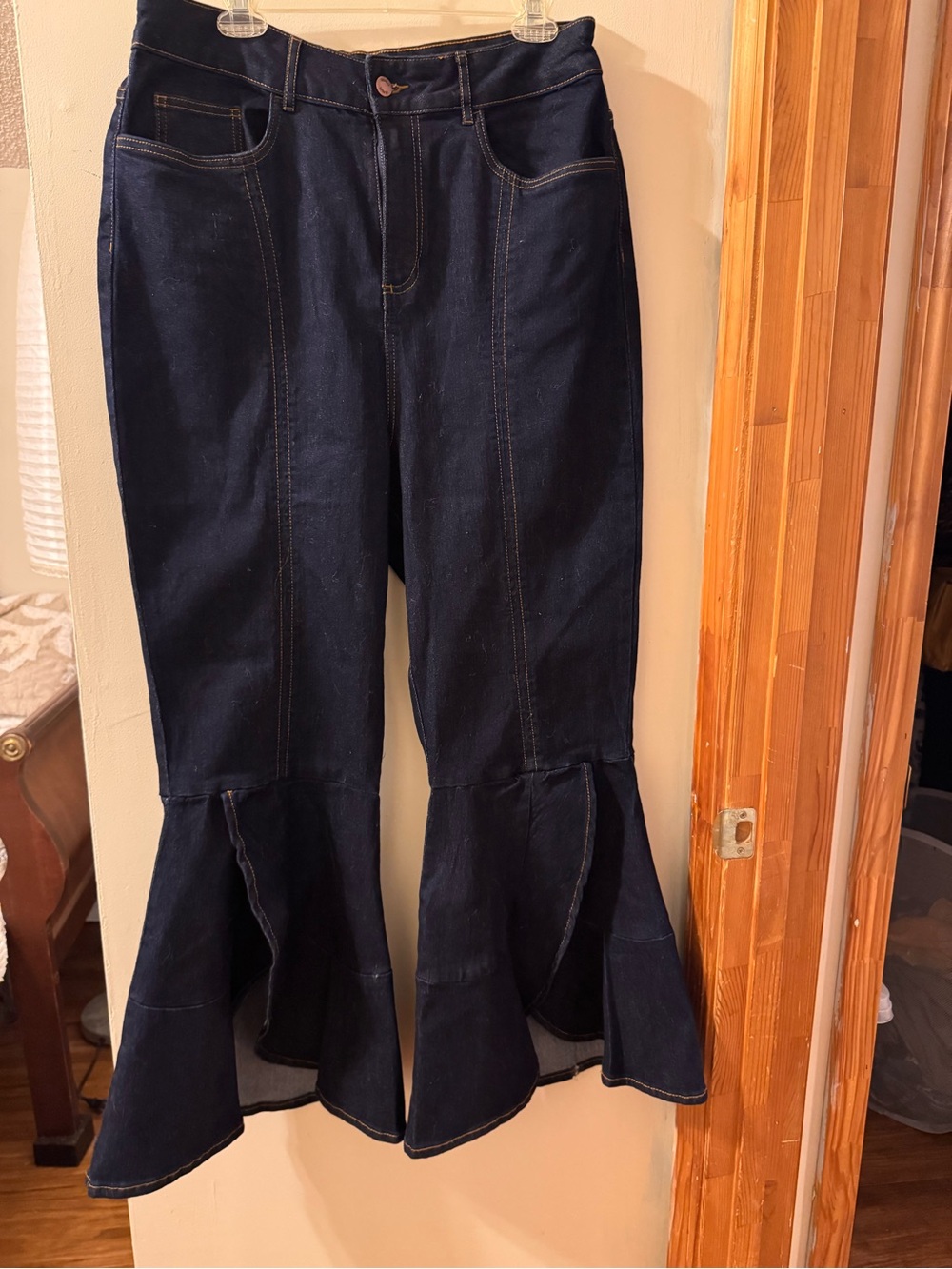 VENUS Dark Indigo Denim Jeans with Gold Stitching